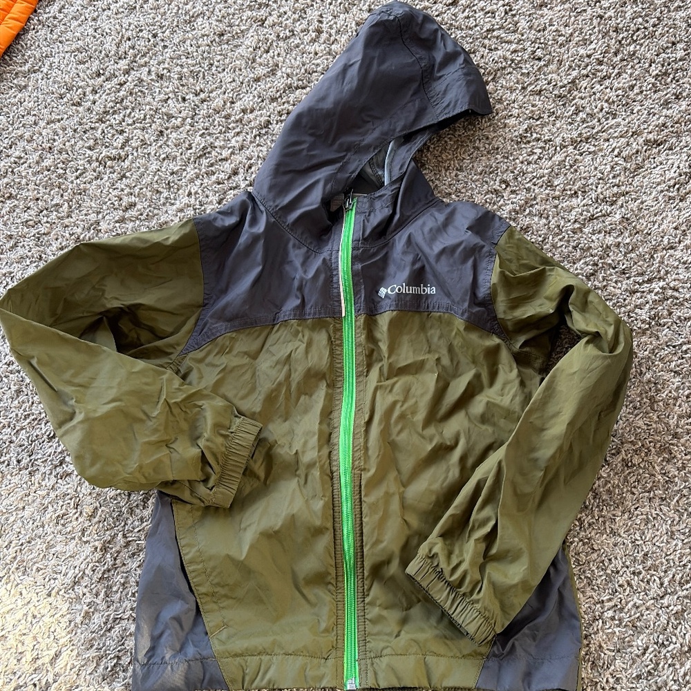 Columbia rain jacket